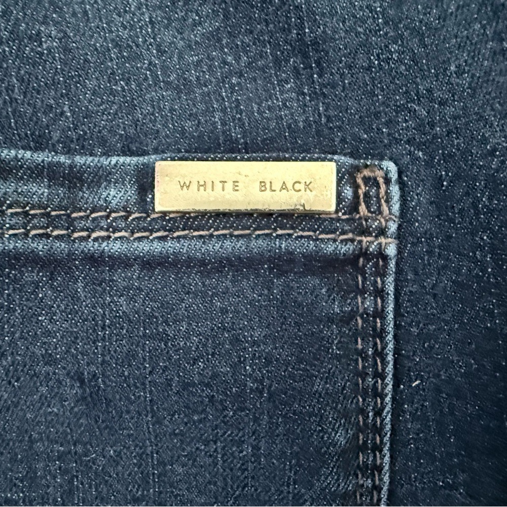 White House Black Market Dark Blue Skinny Jeans - Picture 6 of 13